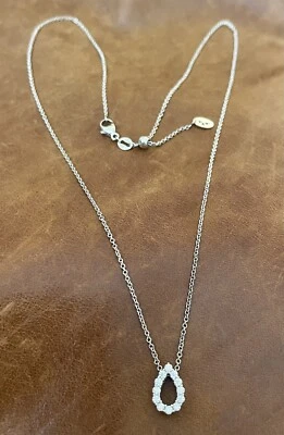 Collar colgante lágrima diamantes corazones en llamas patio oro blanco 18k 0,3 Tcw Foto 1 de 4