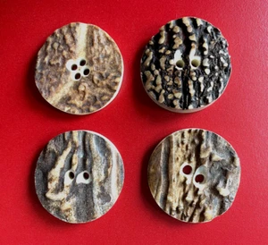 Große echte Hirschhorn-Knöpfe / Trachtenknöpfe, 42 mm,  2-Loch & 4-Loch - Bild 1 von 9