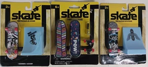 Skate Fingerboard und Zubehör Set Skatepark Rampen Boards - Bild 1 von 5