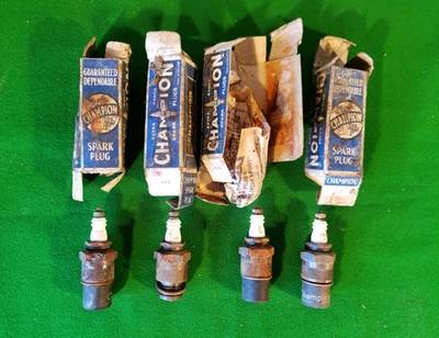 Vintage Tractor Champion C5 Spark Plugs Ford Fordson Ferguson Traction Engine - Image 1 of 4