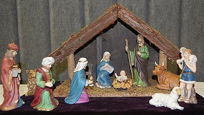 Belén de porcelana y madera 11 piezas XM398 Foto 1 de 4