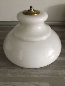 Belle Suspension globe - lampe opaline