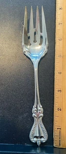 1 OLD COLONIAL BY TOWLE STERLING SILVER COLD MEAT FORK 8" NOT MONOGRAMMED - Picture 1 of 5