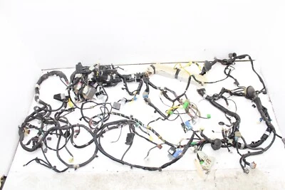 SAAB 9-2X 2005 Aero Impreza WRX compartimento del motor tablero mamparo arnés de cables en Q9372 Foto 1 de 4