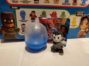 DC Ooshies Blind Ball Superman Black & White - Picture 1 of 1
