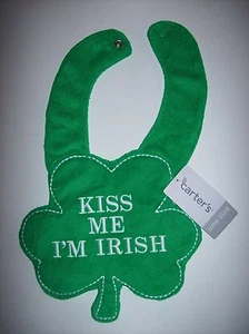 Carter's Bib Día de San Patricio BÉSSAME SOY IRLANDÉS Trébol Verde OSFM Nuevo - Imagen 1 de 3