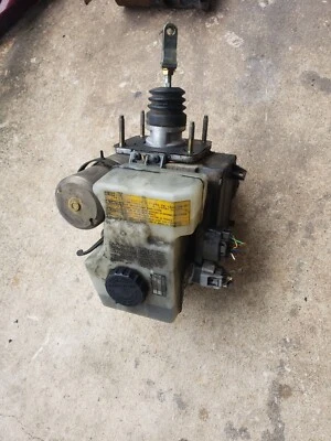 Toyota 4runner 2001 bomba ABS antibloqueo pieza de freno actuador y conjunto de bomba Foto 1 de 4