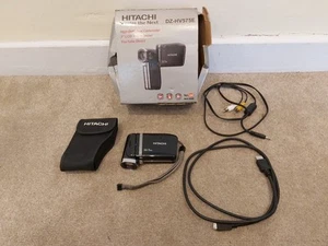 Hitachi Compact Handheld Digital Camcorder DZ-HV575E - NOT WORKING - Picture 1 of 7