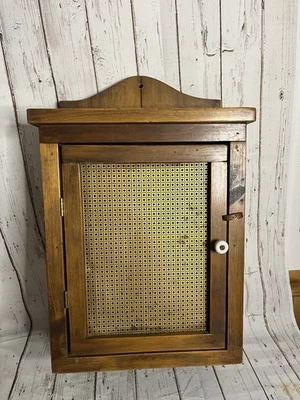 Примитивный деревянный настенный шкафчик антикварный винтажный медицинский перфорированная жестяная дверь со специями - Изображение 1 из 4