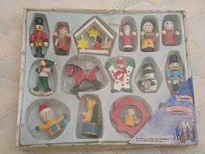 Lote Premier Job Paquete Decoraciones Árbol de Navidad 14 Adornos de Madera Vintage Años 80 - Imagen 1 de 6