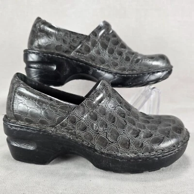 Zuecos BOC Born estampado de cocodrilo para mujer talla US 7 EU 38 verde negro enfermera zapatos de trabajo Foto 1 de 4