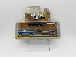 GREENLIGHT 1:64 CHEVROLET C-20 TRAILERING SPECIAL WITH FLATBED TRAILER 1981 - Imagen 1 de 3