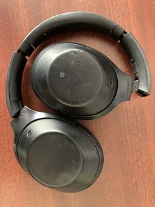 Sony MDR-1000X Wireless Noise Cancelling Bluetooth Headphones BLACK MDR1000X - Picture 1 of 4