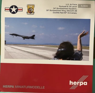 Herpa 572903 1/200 Rockwell B-1B Lancer 美国空军,第 28 炸弹联队,埃尔斯沃思 — 第 1/4 张图片
