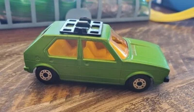 Matchbox Volkswagen Golf Nº 7 Superrápido Verde Hatchback De Colección Foto 1 de 4