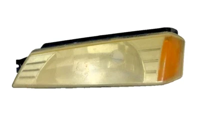 2002-06 Chevrolet Avalanche 1500 destro lâmpada de estacionamento - sinal de volta (acima do farol) - Imagem 1 de 4