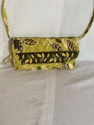 Cartera Bandolera Maggi B Acolchada Verde y Marrón Hoja Patter Acolchada Triple Pliegue Foto 1 de 4