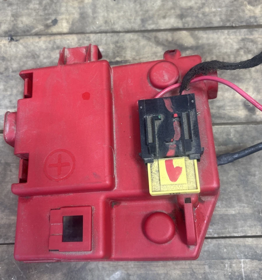 PROMASTER 1500 2500 3500 2014-2021 SOPORTE DE LUGAR DE BATERÍA CAJA DE FUSIBLES MOPAR Foto 1 de 4