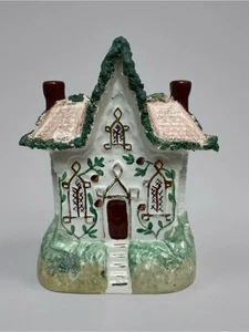 Antique Staffordshire Figure Cottage House 19th c. - Picture 1 of 7
