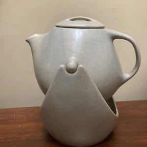 Roseville Raymor Swinging Coffee Pot with Stand in Gray By Ben Seibel MCM - Picture 1 of 16