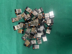 mixed lot of 50 Logitech unifying dongles wireless receivers USB Logi C-U0007 - Photo 1/13