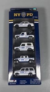 NYPD 5 Vehicle Gift Set 1/64 RT8610 Daron Worldwide Trading New York Police Dept - Picture 1 of 3