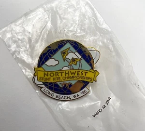 1996 NORTHWEST Long Beach Washington STUNT KITE CHAMPIONSHIPS  Pin vtg sport WA - Picture 1 of 2