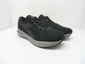 diadora black