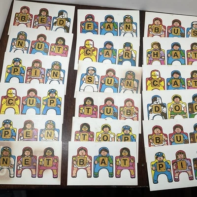 Juego Scrabble People Starter Deluxe de colección 125 piezas 18 tarjetas de repuesto Foto 1 de 4