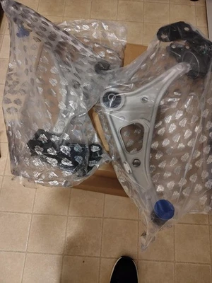 Control Arms for Honda Pilot Ridgeline Passport - Image 1 of 4