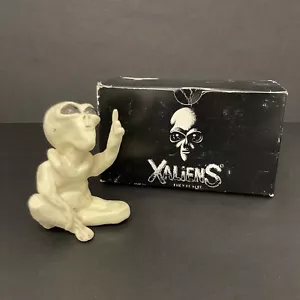 Pendragon X Aliens XA09 Somewhere Out There Figurine PEP 98 Vintage Oddity RARE - Picture 1 of 16