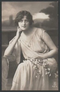 cpa fantaisie FEMME LADY DAME 6 - Picture 1 of 1