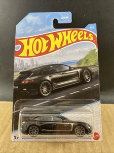 Hot Wheels Porsche Panamera Turbo S E-Hybrid Sport Turismo 1/5 1:64 COMB SHIP $1 - Picture 1 of 3