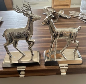 2 DEER CHRISTMAS STOCKING HOLDERS SILVER TONE HEAVY METAL - Picture 1 of 8