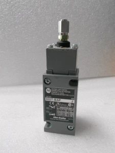 New Allen Bradley 802T-BAP Oiltight Limit Switch Series J - Picture 1 of 5