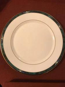 Lenox KELLY Dinner Plate Bone China GREAT pre-owned CONDITION - Picture 1 of 3