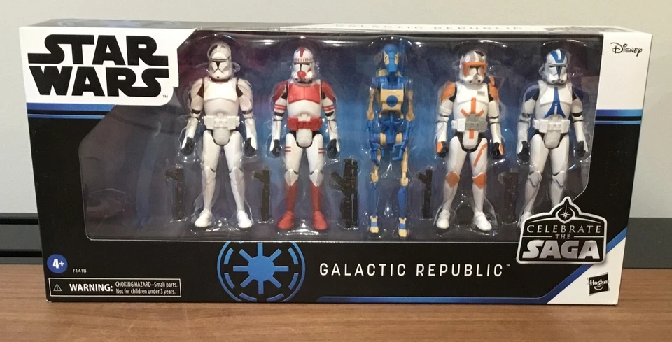 Juego de figuras de acción Star Wars Galactic Republic Celebrate the Saga Foto 1 de 4