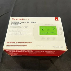 Honeywell FocusPRO 6000 Thermostat TH6220D1028—New in Box - Picture 1 of 4