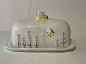 Bee Cover Ceramic Butter Dish New - Picture 1 of 4