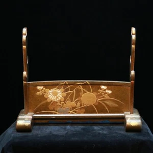 Katana rack Meiji laca dorada, maki-e elevado y nácar con incrustaciones - Imagen 1 de 12