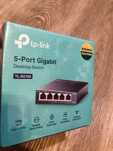 TP-LINK Technologies TP-Link (TL-SG105) 5-Port Gigabit Unmanaged Ethernet Switch - Picture 1 of 7