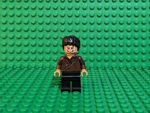 LEGO Cemetery Warrior Minifigure Indiana Jones 7196 - Picture 1 of 7