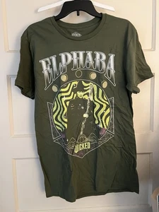 Wicked Elphaba Graphic T-Shirt Junior’s Medium Neu  - Bild 1 von 1