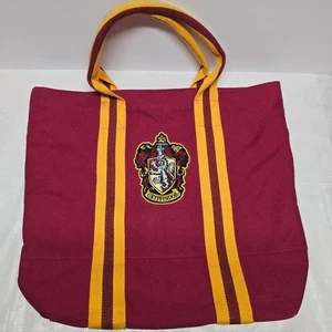 Universal Studios Wizarding World Harry Potter Gryffindor Crest Canvas Tote Bag - Bild 1 von 12