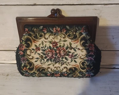 Needle Point Change Purse, Tapestry  Vintage Victorian  - Image 1 of 4