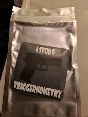 Parche Moral PVC 5ive Star Gear - Gancho y Bucle - "Estudio Triggernometría" - 2" X 2" Foto 1 de 2