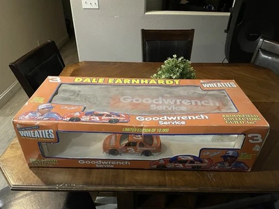 DALE EARHARDTWHEIES GOODWRENCH ДВОЙНОЙ ГРУЗОВИК, АВТОМОБИЛЬ И ВЫСТАВОЧНЫЙ ПРИЦЕП - Изображение 1 из 3
