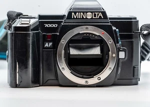 Vintage Minolta 7000 AF 35mm Film SLR Camera Body - Spares or Repair - Picture 1 of 5
