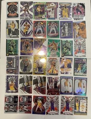 Lote de 57 Los Angeles Lakers - Todos Paralelos e Insertos - LeBron, Magic, Shaq Foto 1 de 2