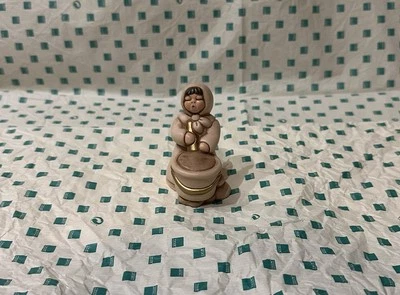 Thun Donna con Paiolo Champagne Presepe Classico - Immagine 1 di 4